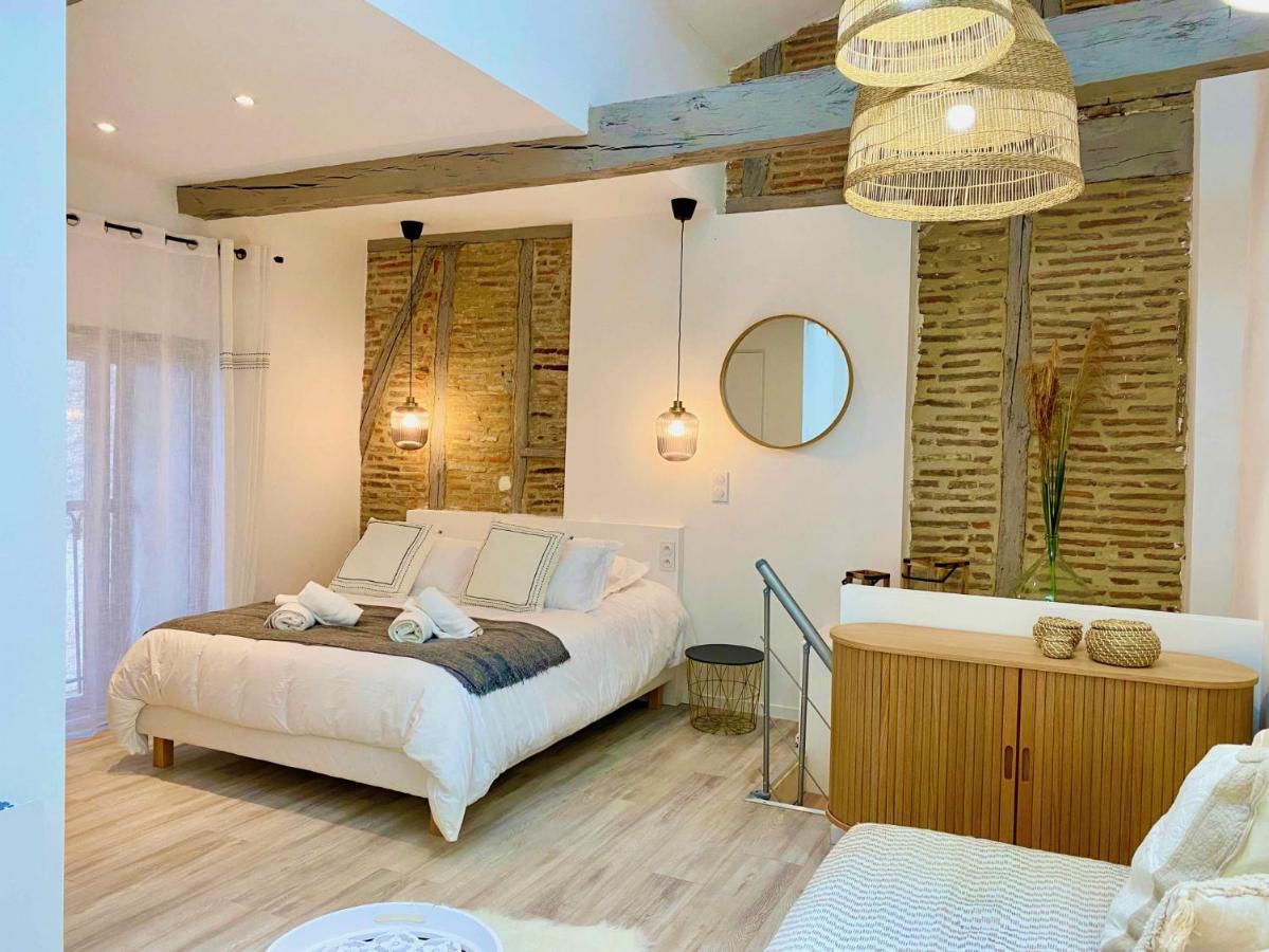 La Parenthese Occitane Apartment กัสทร์ ภายนอก รูปภาพ