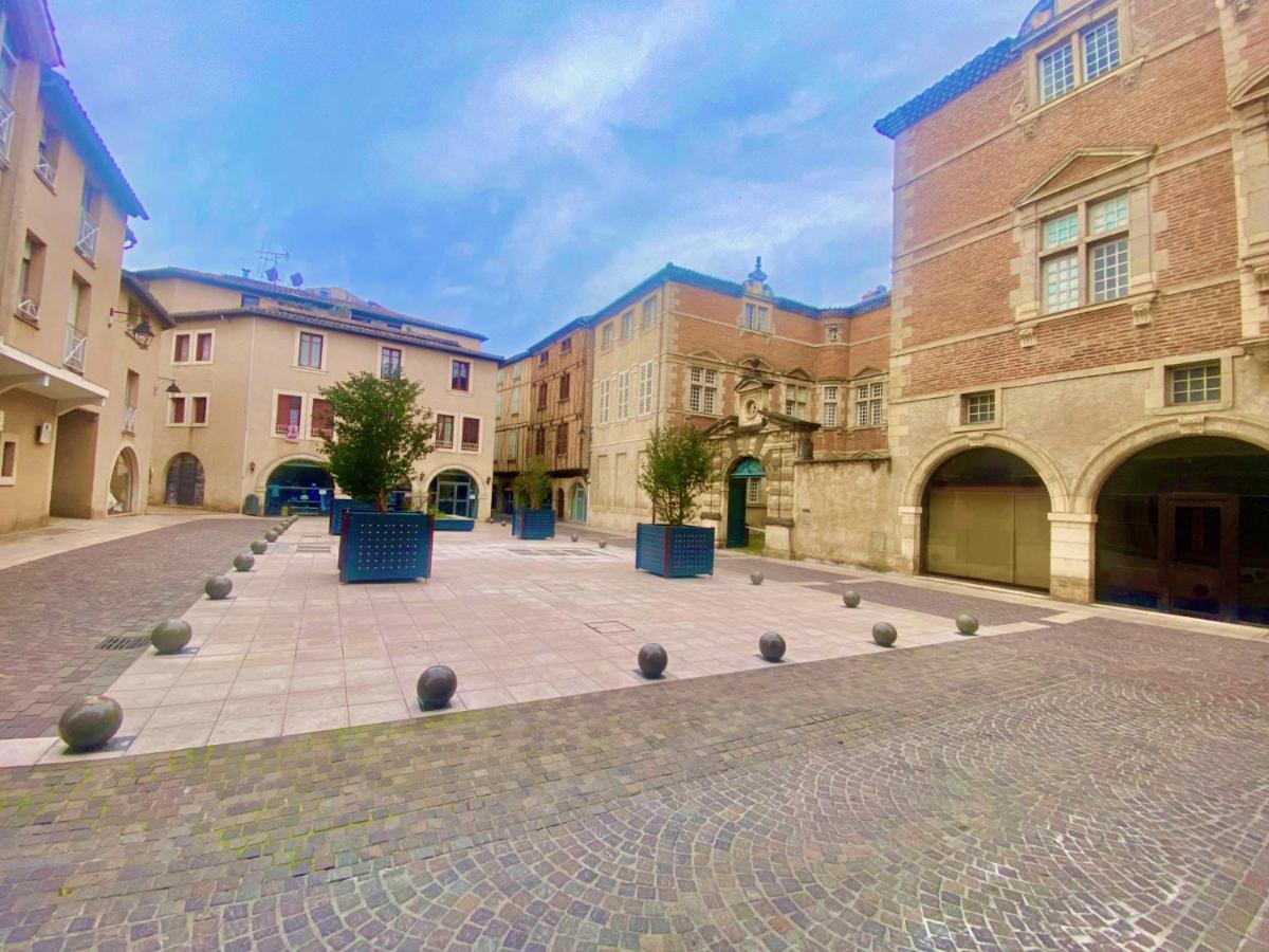 La Parenthese Occitane Apartment กัสทร์ ภายนอก รูปภาพ